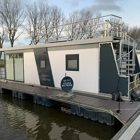 Botel Evasion